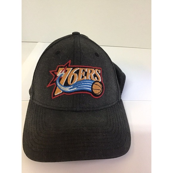 New Era Other - Philadelphia 76ers Basketball Cap New Era 9Forty Black Wool Blend‎ OSFA Snapback